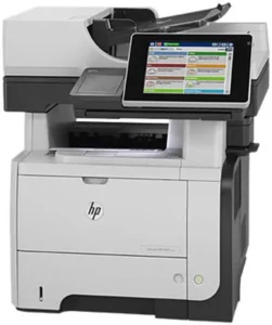 HP LaserJet Enterprise flow M525c - מבט אלכסוני 1 (מקור: Newegg, רשומת המוצר המדויקת CF118A)