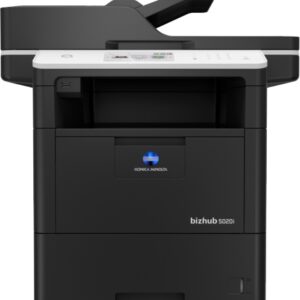 Konica Minolta bizhub 5020i - מבט קדמי, תווית דגם קריאה על גוף המכשיר (מקור: Konica Minolta רשמי)