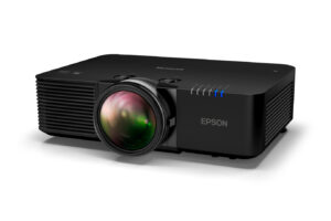 Epson EB-L695SE מקרן לייזר - מבט זווית שלושה רבעים