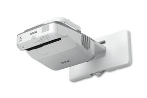 מקרן Epson EB-685W טווח קצר במיוחד מבט חזיתי
