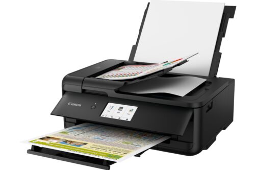 Canon PIXMA TS9550a - מבט מזווית עם מזין מסמכים פתוח ותא הדפסה