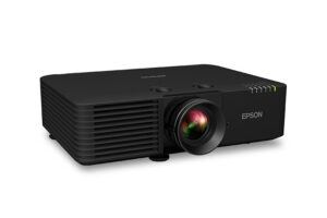 מקרן לייזר Epson EB-L735U מזווית צד