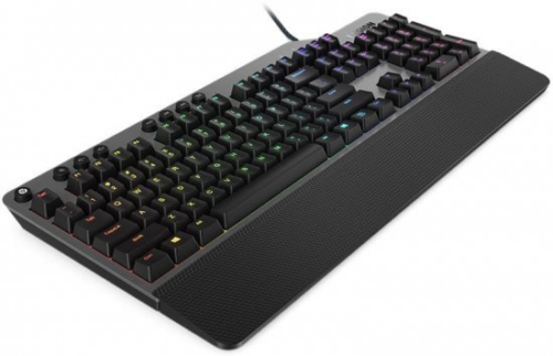 Lenovo Legion K500 RGB - מבט בזווית עם לוגו LEGION ומקשי מדיה