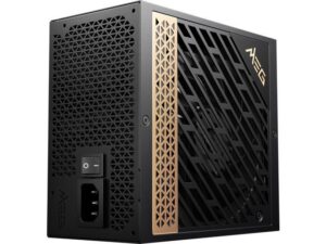 MSI MEG Ai1300P PCIE5 - מבט צד עם מתג הפעלה ושקע חשמל