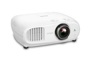 מקרן 4K PRO-UHD EPSON EH-TW7100 - זווית ימין