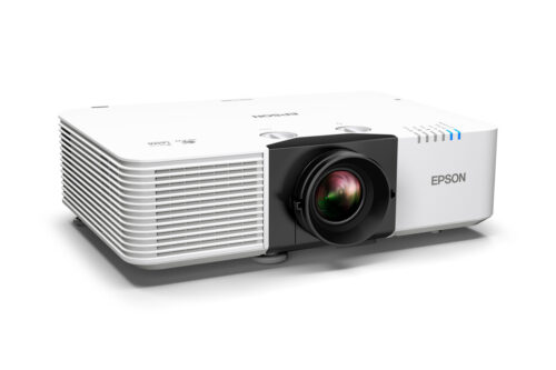 מקרן Epson EB-L890E בזווית עליונה-ימנית