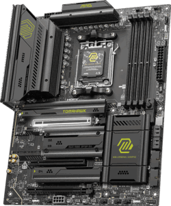 לוח אם MSI MAG X870E TOMAHAWK WIFI - תקריב סלוטי PCIe ו-M.2
