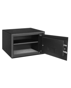 כספת ExecutiveSafe CS-6B פתוחה עם מדף